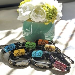 #1 Bracelet Lettered "Love"